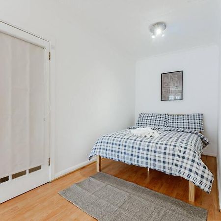 Up To 4 People, Room In A Share House Next To London Bridge Esterno foto