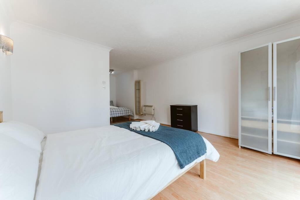 Up To 4 People, Room In A Share House Next To London Bridge Esterno foto