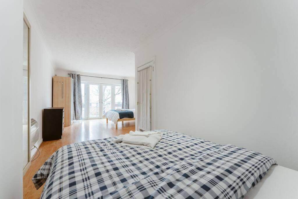 Up To 4 People, Room In A Share House Next To London Bridge Esterno foto