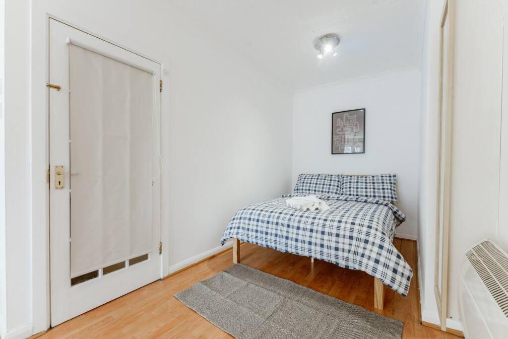 Up To 4 People, Room In A Share House Next To London Bridge Esterno foto